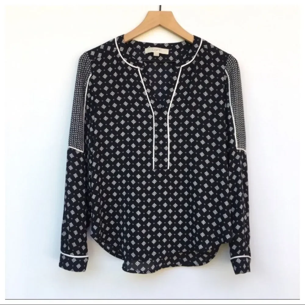 Loft By Ann Taylor Black & White Patterned Blouse - Picture 2 of 7